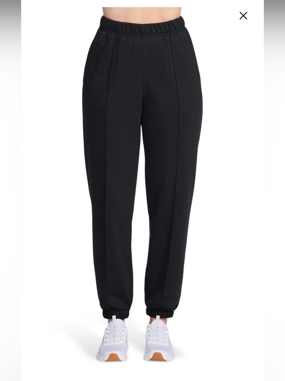 NWOT Skechers Delight Jogger Black - L